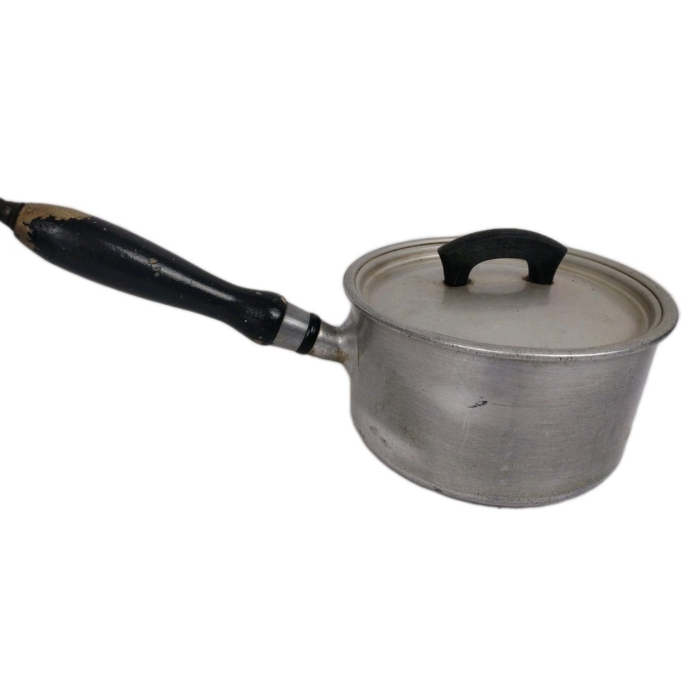 Wear-Ever VTG MSM Aluminum Sauce Pan Pot Wooden Handle USA No. 701 1/2 With LID